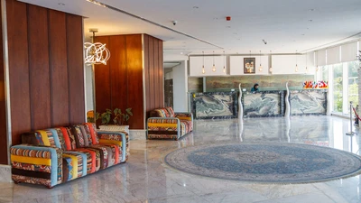 International Hotel