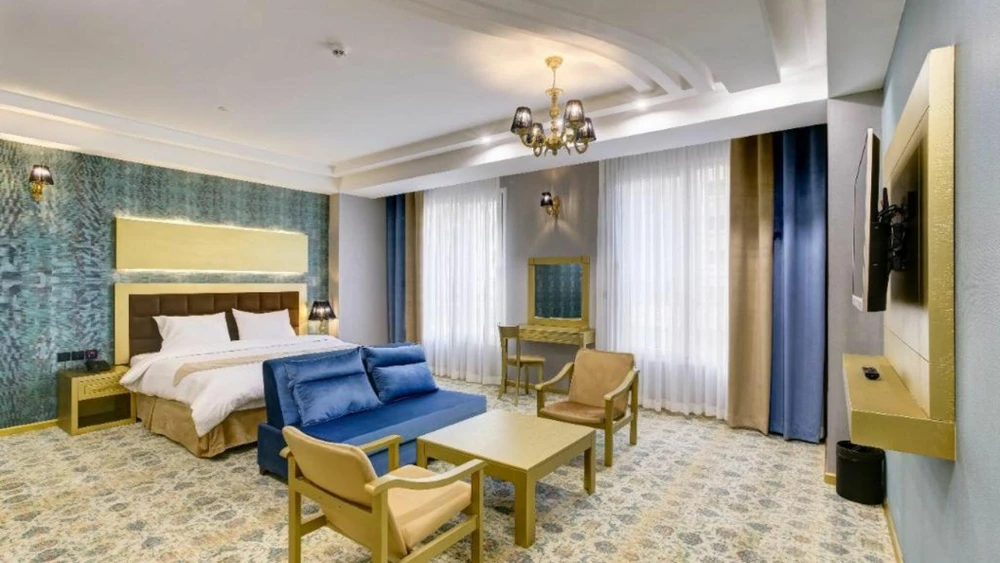 Arghavan Hotel