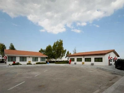 Shabaviz Hotel
