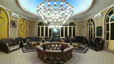 Viona Lantern Hotel