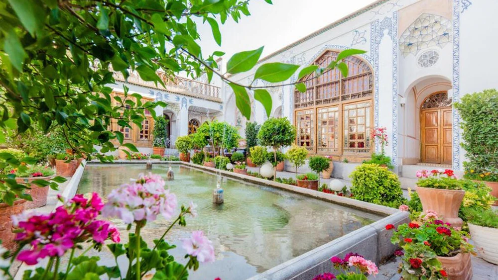 Isfahan Traditional Hotel