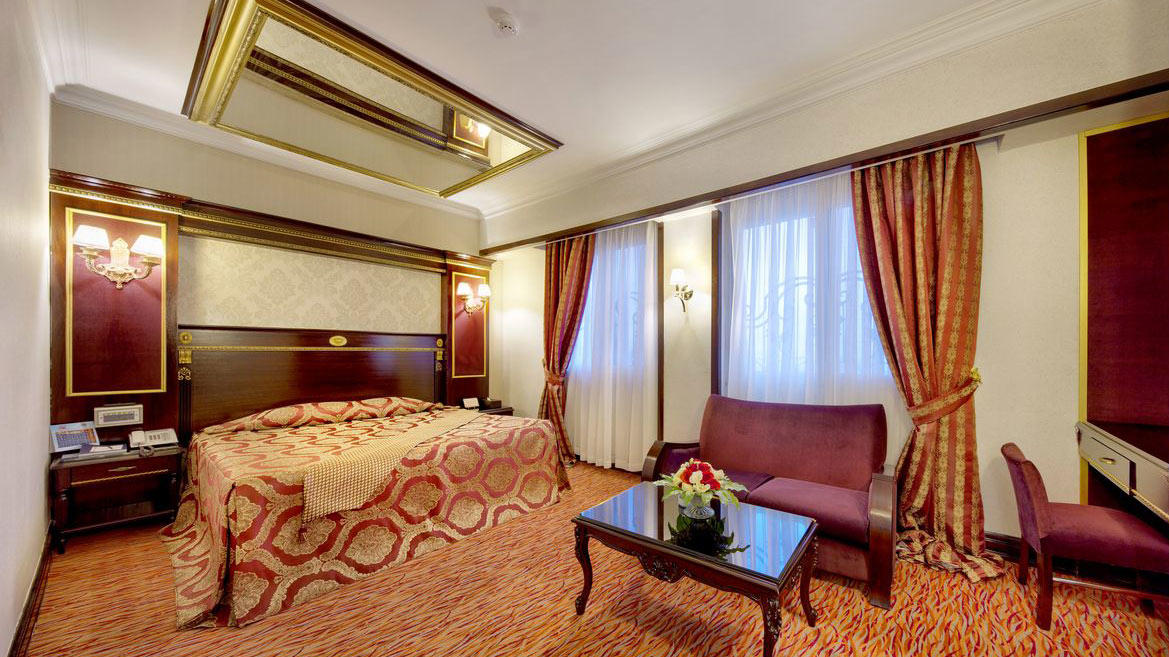 Ghasr International Hotel