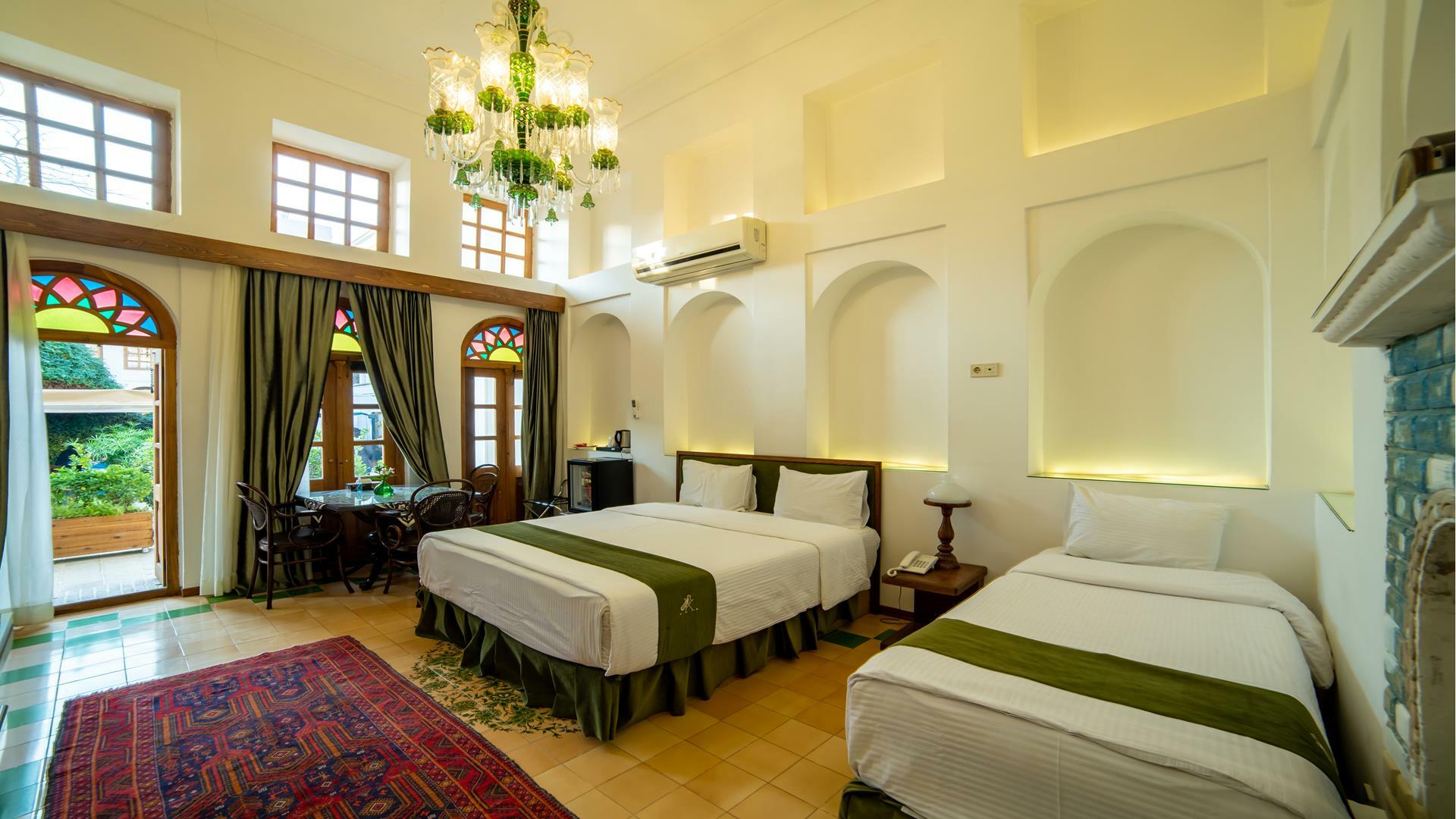 Keryas Hotel