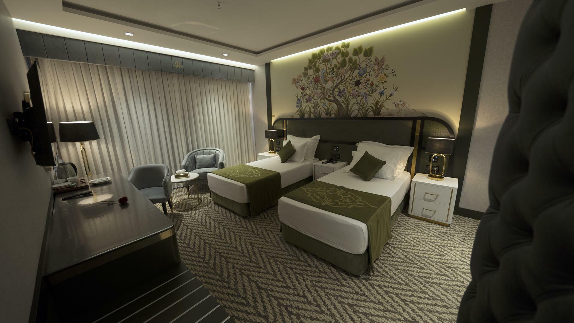 Chaharbagh Hotel