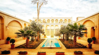 Hooman Boutique Hotel