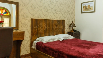 Fazeli Hotel