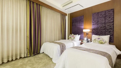 Negin Pasargad Hotel