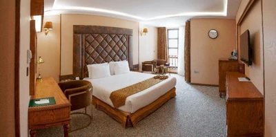 Rose Grand Hotel Shiraz