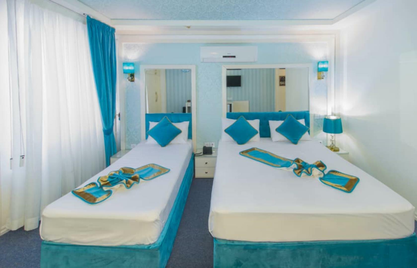 Sadra Hotel