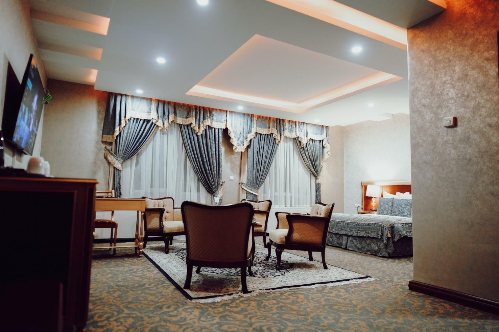 Azadegan Hotel
