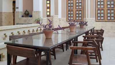 Khansalar Hotel