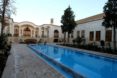 Mandegar Traditional Hotel