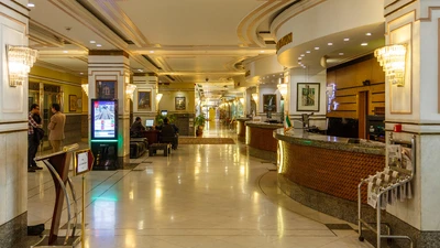 Laleh Hotel