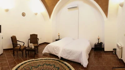 Royaye Ghadim Hotel