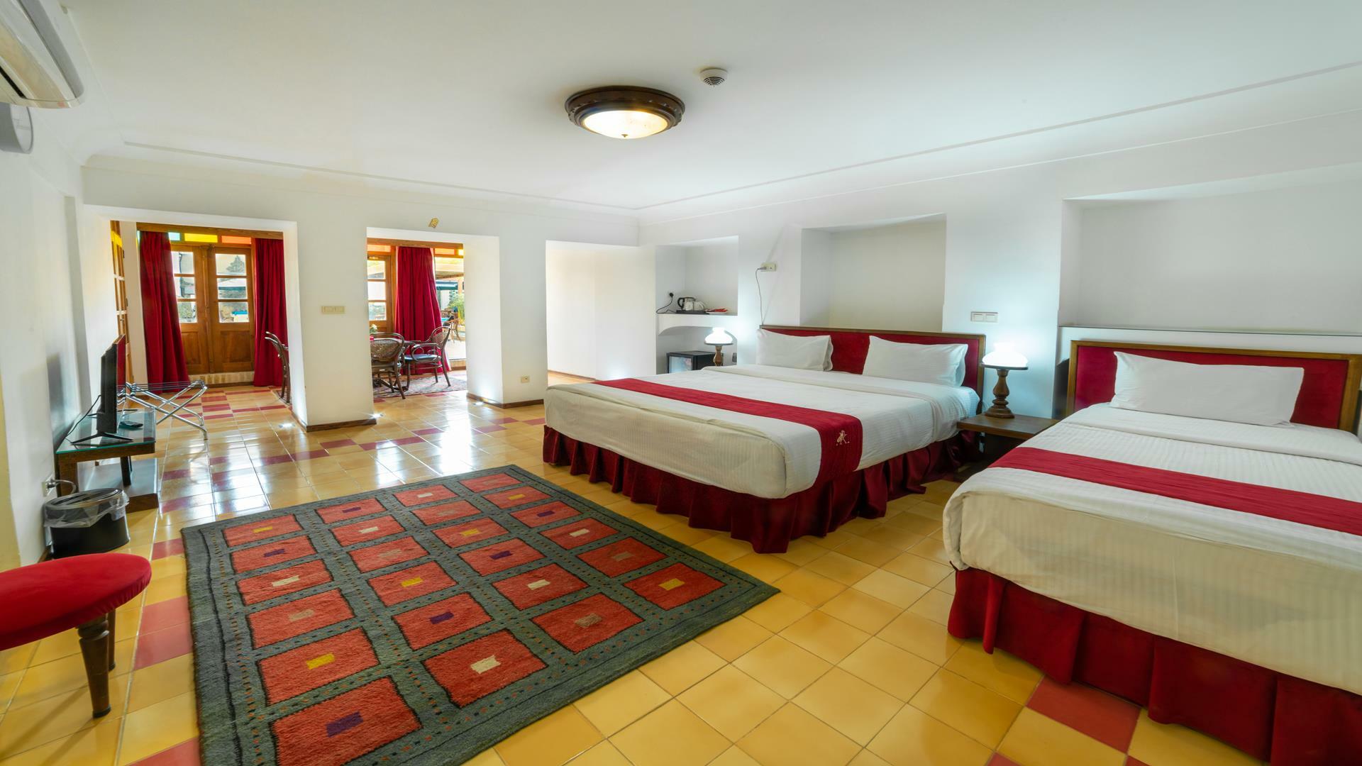 Keryas Hotel