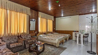 Shabaviz Hotel
