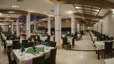Khorshid Taban Hotel