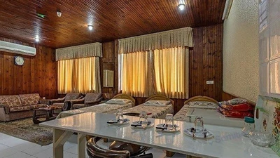 Shabaviz Hotel