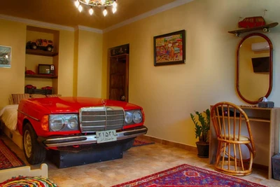 Shahparioun Boutique Hotel
