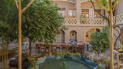 Noghli Traditional Hotel