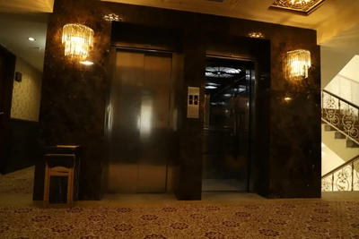 Niyayesh Hotel