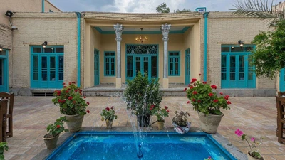 Hatef Traditional Guesthouse
