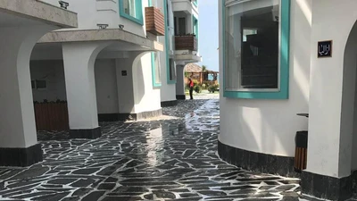 Barooj Hotel