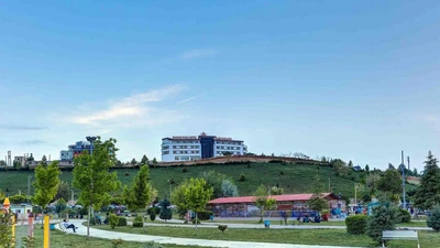 Yasuj Parsian Hotel
