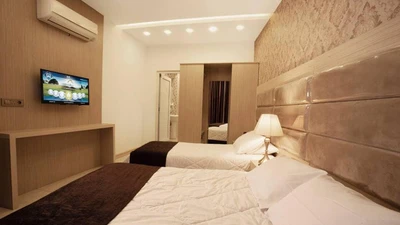 Alzahra Hotel
