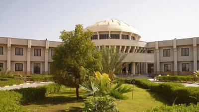 Laleh Hotel