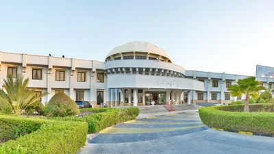 Laleh Hotel