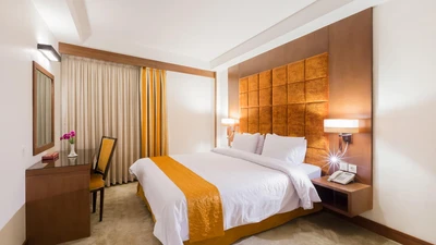Negin Pasargad Hotel
