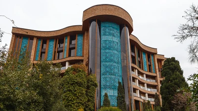 Parsian Kowsar Hotel