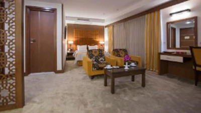 Negin Pasargad Hotel