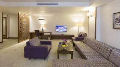 Negin Pasargad Hotel