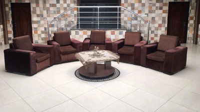 Liyan Hotel