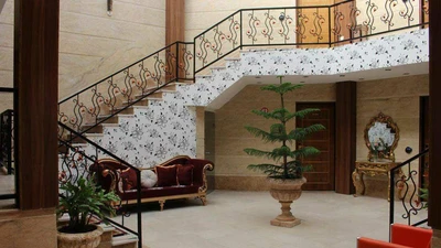 Shayli Hotel