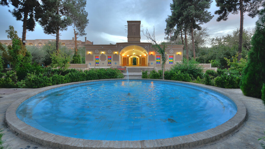 Moshir al-Mamalek Garden Hotel