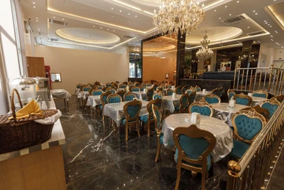 Liana Hotel