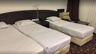 Alzahra Hotel