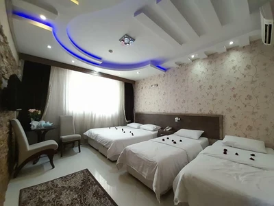 Gol Gandom Hotel