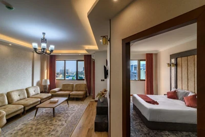 Artemis Hotel