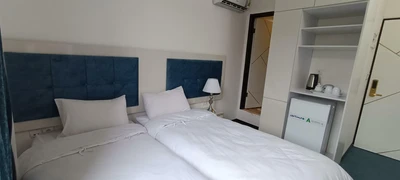 Rose Hotel