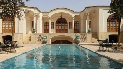 Mandegar Traditional Hotel