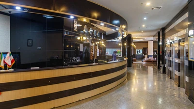 Farhang & Honar Hotel