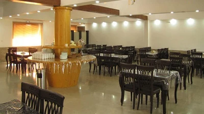 Shabaviz Hotel