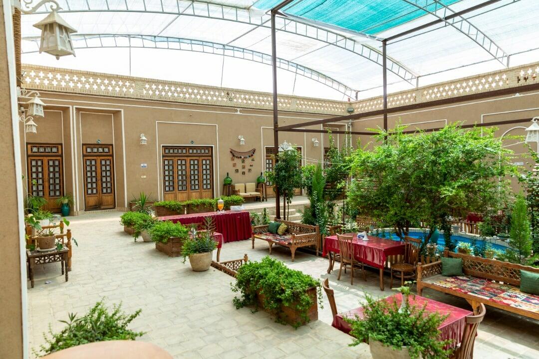 Parsik Hotel