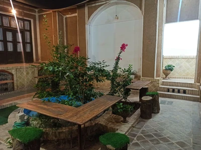 Shakheh Nabat Hostel