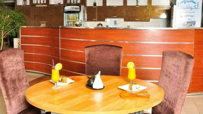 Parsia Grand Hotel
