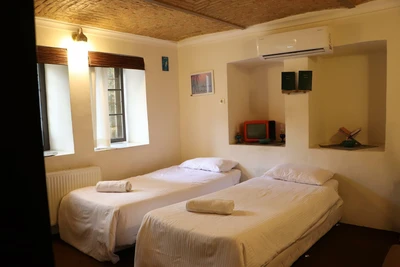 Iranian Garden Guesthouse